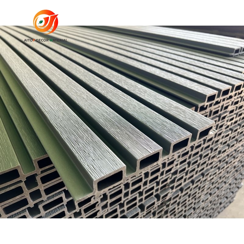 Co-extruded outdoor wall panels with reinforced coating(图6)