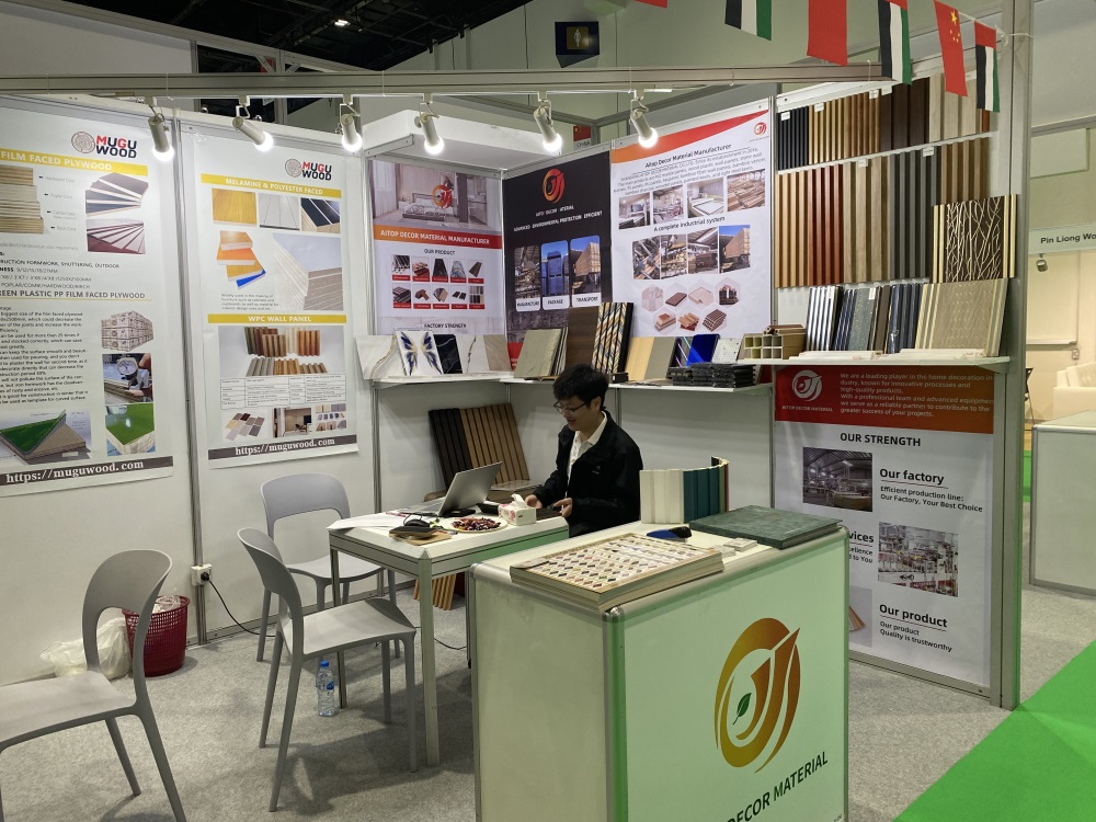 Aitop Decor Stuns at Dubai 3.5 Building Materials Exhibition, Showcasing Innovative Designs and High(图3)