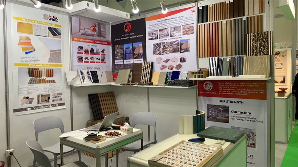 Aitop Decor Stuns at Dubai 3.5 Building Materials Exhibition, Showcasing Innovative Designs and High(图1)