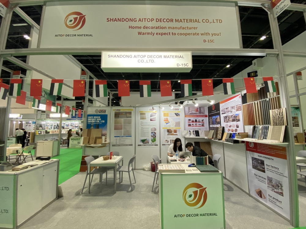 Aitop Decor Stuns at Dubai 3.5 Building Materials Exhibition, Showcasing Innovative Designs and High(图2)